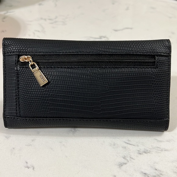 Guess wallet - Picture 3 of 11